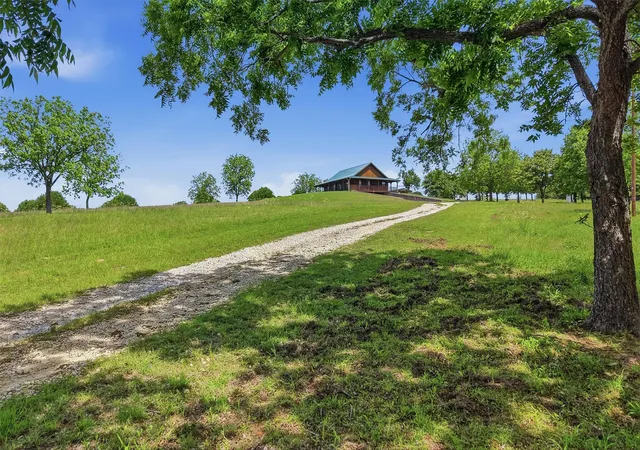 Photo 1 of Single family home for sale at 3078 Admire Rd, Nocona, TX 76255 | MLS# 21158821 | Listing updated on 2026-09-24