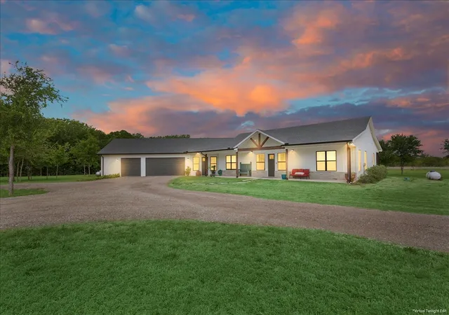 Photo 1 of Single family home for sale at 1652 Mount Moriah Rd, Riesel, TX 76682 | MLS# 21175172 | Listing updated on 2026-09-12