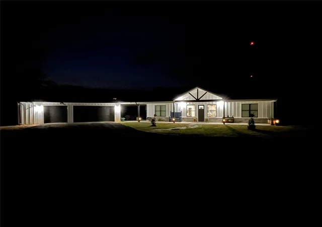 Photo 3 of Single family home for sale at 1652 Mount Moriah Rd, Riesel, TX 76682 | MLS# 21175172 | Listing updated on 2026-09-12