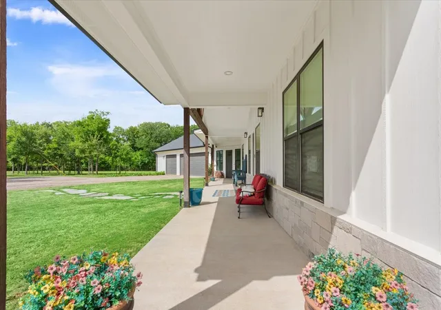 Photo 4 of Single family home for sale at 1652 Mount Moriah Rd, Riesel, TX 76682 | MLS# 21175172 | Listing updated on 2026-09-12