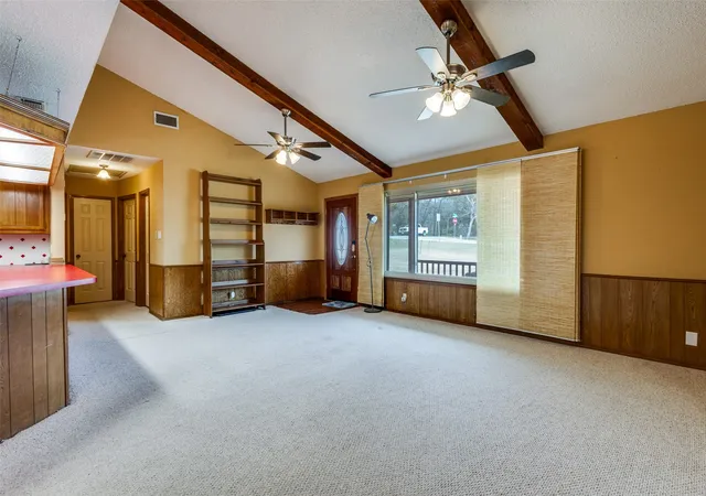 Photo 4 of Single family home for sale at 105 Settlers Bnd, Mc Kinney, TX 75069 | MLS# 21173132 | Listing updated on 2026-09-11