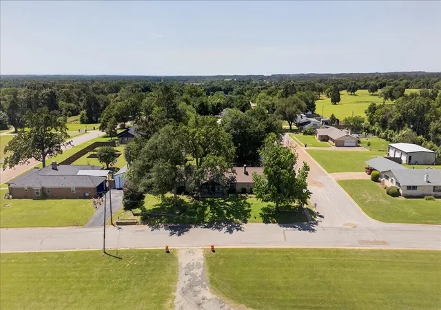 Photo 37 of Single family home for sale at 201 Colonial Cir, Athens, TX 75751 | MLS# 21176798 | Listing updated on 2026-08-01