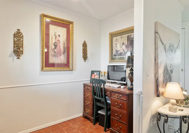 Photo 4 of Single family home for sale at 201 Colonial Cir, Athens, TX 75751 | MLS# 21176798 | Listing updated on 2026-09-24