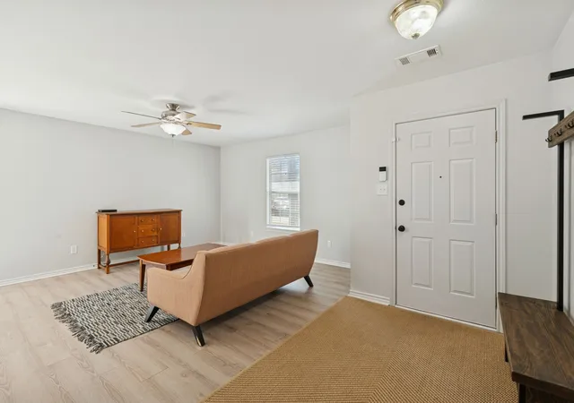 Photo 2 of Single family home for sale at 1408 Riverside Dr, Quinlan, TX 75474 | MLS# 21177966 | Listing updated on 2026-09-18