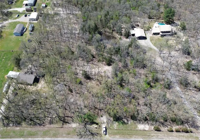 Photo 4 of Sale Pending at 8736 County Road 2412, Quinlan, TX 75474 | MLS# 21178004 | Listing updated on 2026-07-30