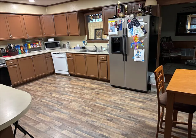 Photo 3 of Single family home for sale at 1053 Mary St, Quinlan, TX 75474 | MLS# 21164729 | Listing updated on 2026-07-28