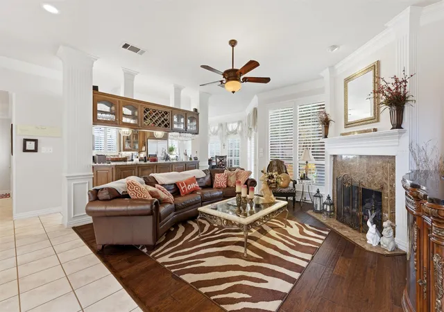 Photo 3 of Single family home for sale at 803 Glen Abbey Dr, Mansfield, TX 76063 | MLS# 21176411 | Listing updated on 2026-09-10