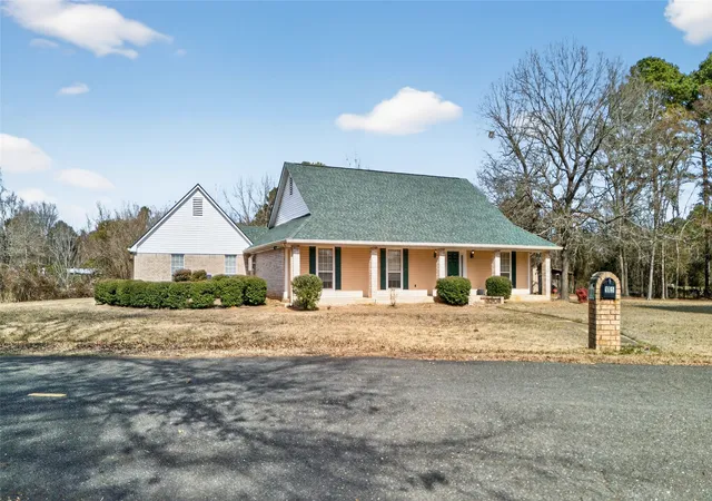 Photo 2 of Sale Pending at 115 Barnes Dr, Benton, LA 71006 | MLS# 21178281 | Listing updated on 2026-09-15