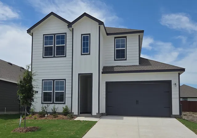 Photo 1 of Single family home for sale at 208 Whispering Pine Dr, Royse City, TX 75189 | MLS# 21179529 | Listing updated on 2026-10-02