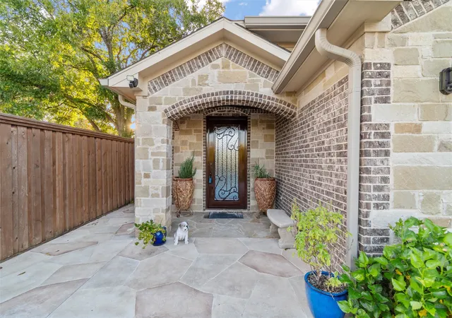 Photo 2 of Single family home for sale at 1006 Manning St, Grand Prairie, TX 75051 | MLS# 21180068 | Listing updated on 2026-09-11