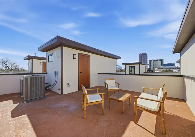 Photo 2 of Condo for sale at 4635 Manett St #102, Dallas, TX 75204 | MLS# 21180177 | Listing updated on 2026-09-12