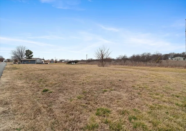Photo 1 of Land for sale at Tbd Parkview Dr, Southmayd, TX 76268 | MLS# 21180327 | Listing updated on 2026-07-31