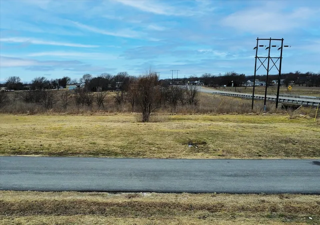 Photo 4 of Land for sale at Tbd Parkview Dr, Southmayd, TX 76268 | MLS# 21180327 | Listing updated on 2026-07-31