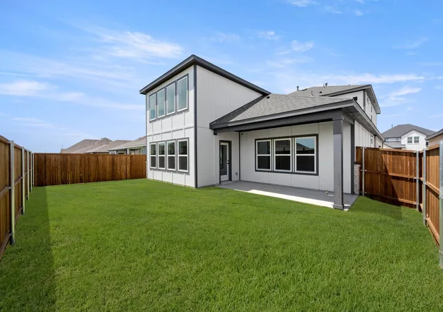 Photo 2 of Single family home for sale at 1724 Nesting Robin Ln, Krum, TX 76249 | MLS# 21180500 | Listing updated on 2026-09-14