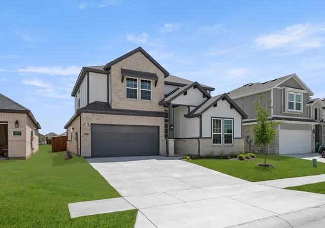 Photo 2 of Single family home for sale at 1724 Nesting Robin Ln, Krum, TX 76249 | MLS# 21180500 | Listing updated on 2026-10-20