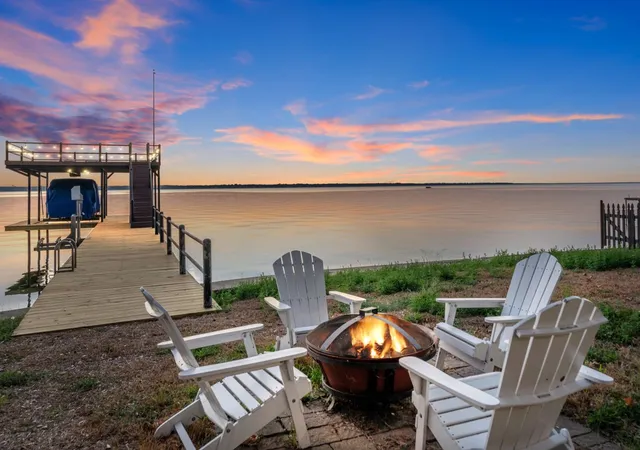 Photo 2 of Single family home for sale at 114 Harbor Dr, Gun Barrel City, TX 75156 | MLS# 21180785 | Listing updated on 2026-09-27