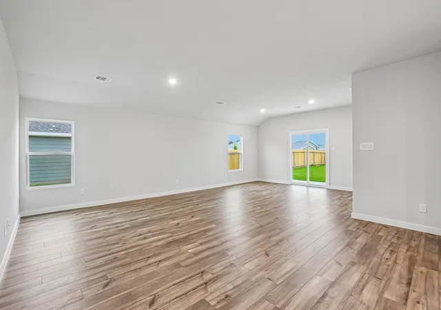 Photo 3 of Single family home for sale at 3563 Bronze Oak Ter, Dallas, TX 75253 | MLS# 21181072 | Listing updated on 2026-09-09