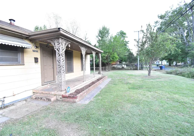 Photo 3 of Single family home for sale at 7033 Karen St, Shreveport, LA 71108 | MLS# 21180863 | Listing updated on 2026-07-29