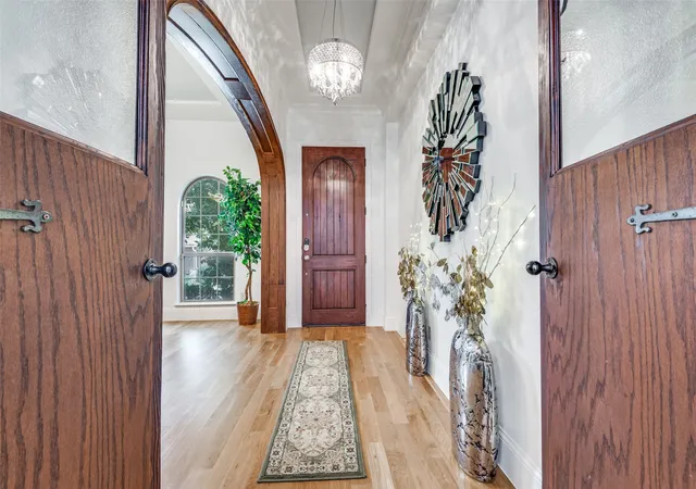 Photo 3 of Single family home for sale at 7031 Nueces Dr, Irving, TX 75039 | MLS# 21180248 | Listing updated on 2026-09-08