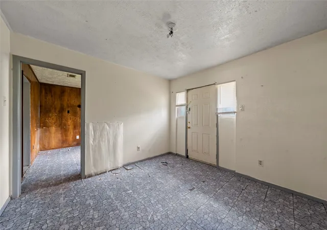 Photo 4 of Sale Pending at 520 Quaid St, Marlin, TX 76661 | MLS# 21179421 | Listing updated on 2026-07-29