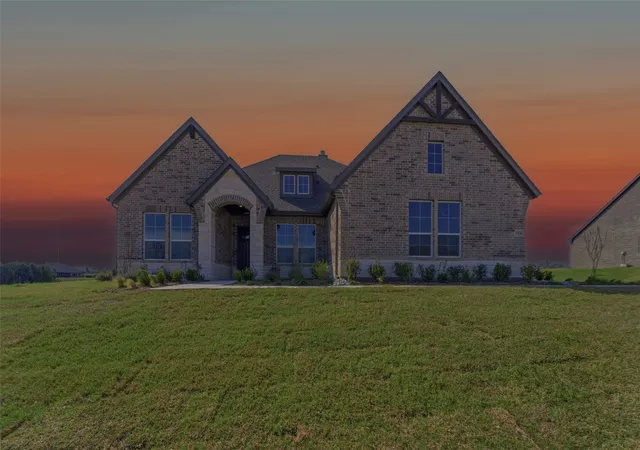 Photo 1 of Single family home for sale at 814 Valley Ridge Rd, Van Alstyne, TX 75495 | MLS# 21181736 | Listing updated on 2026-10-07