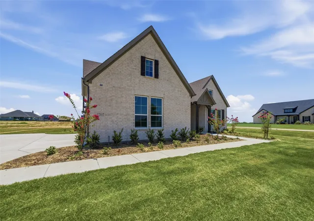 Photo 3 of Single family home for sale at 12117 Clastic Ct, Krum, TX 76249 | MLS# 21183672 | Listing updated on 2026-10-07