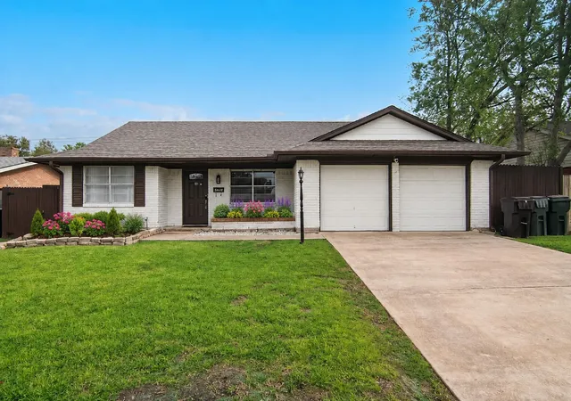 Photo 2 of Single family home for sale at 2404 17th St, Plano, TX 75074 | MLS# 21180888 | Listing updated on 2026-09-14