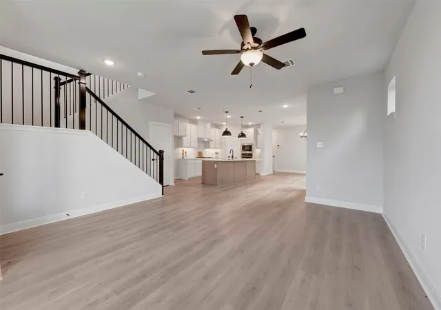 Photo 4 of Sale Pending at 921 Carnation Dr, Crowley, TX 76036 | MLS# 21184584 | Listing updated on 2026-09-14