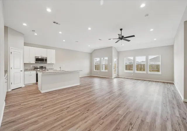Photo 3 of Single family home for sale at 4806 Delano St, Greenville, TX 75401 | MLS# 21179231 | Listing updated on 2026-09-12