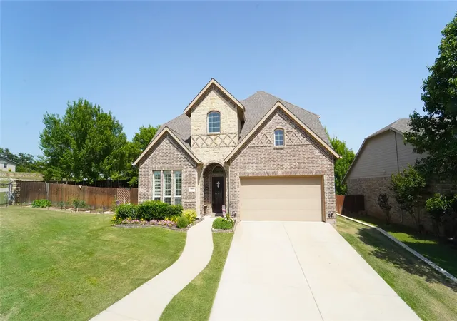 Photo 2 of Single family home for sale at 1901 Bay Laurel Dr, Weatherford, TX 76086 | MLS# 21184726 | Listing updated on 2026-08-03