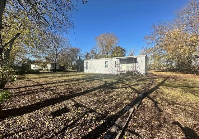 Photo 3 of Manufactured home for sale at 3702 B Katy Ln, Waco, TX 76705 | MLS# 21186851 | Listing updated on 2026-09-21