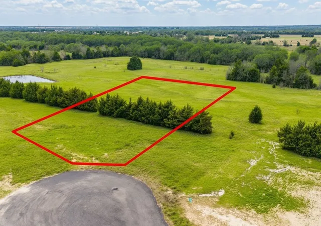 Photo 3 of Land for sale at 2810 Maple Rd, Celeste, TX 75423 | MLS# 21184581 | Listing updated on 2026-07-31