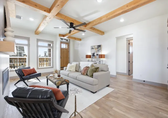 Photo 3 of Single family home for sale at 313 Dylan Wy, Midlothian, TX 76065 | MLS# 21161645 | Listing updated on 2026-10-07