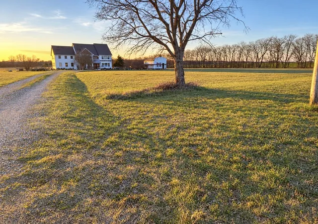 Photo 1 of Single family home for sale at 5077 E Line Rd, Whitewright, TX 75491 | MLS# 21186929 | Listing updated on 2026-09-12