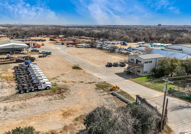 Photo 1 of Land for sale at 3550 S Main St, Fort Worth, TX 76040 | MLS# 21185443 | Listing updated on 2026-09-11