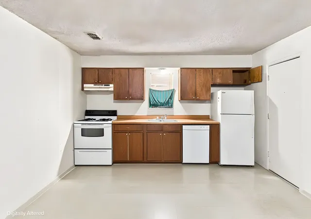 Photo 4 of Single family home for sale at 1537 Coral Cut Off, Azle, TX 76020 | MLS# 21187250 | Listing updated on 2026-10-02