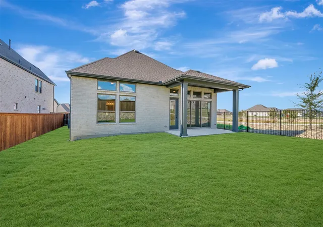 Photo 3 of Single family home for sale at 1351 Potenza Rd, Rockwall, TX 75087 | MLS# 21188139 | Listing updated on 2026-10-04
