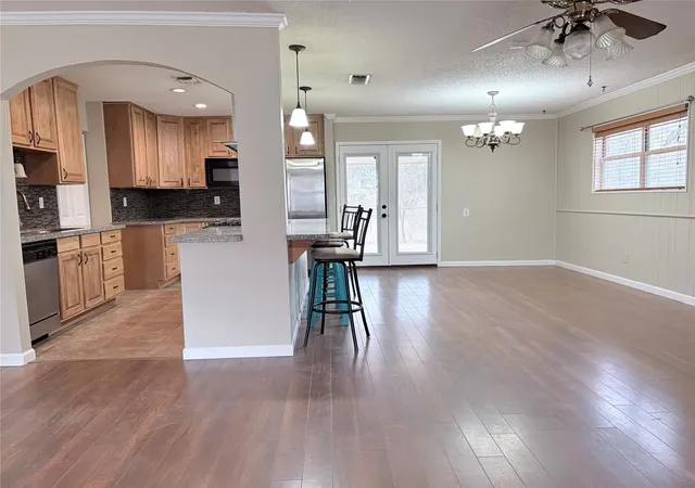 Photo 3 of Single family home for sale at 600 Travis Dr, Mineral Wells, TX 76067 | MLS# 21186772 | Listing updated on 2026-09-15