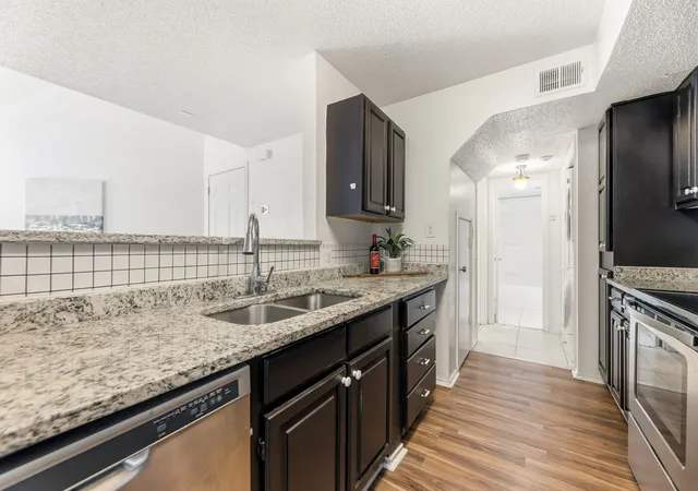 Photo 3 of Condo for sale at 2301 Balsam Dr #M209, Arlington, TX 76006 | MLS# 21187624 | Listing updated on 2026-08-01