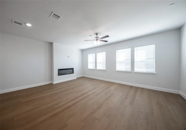 Photo 4 of Townhouse for sale at 2032 Naples Dr, Rowlett, TX 75088 | MLS# 21188824 | Listing updated on 2026-09-13