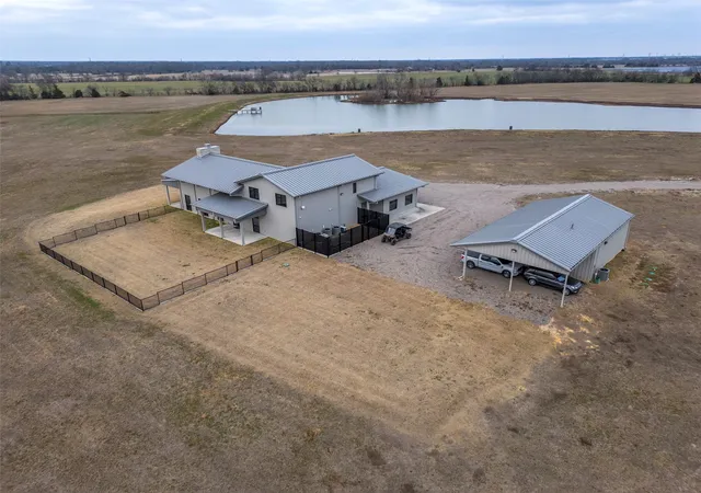 Photo 4 of Single family home for sale at 3025 Farm Road 900 N, Saltillo, TX 75478 | MLS# 21185155 | Listing updated on 2026-09-09