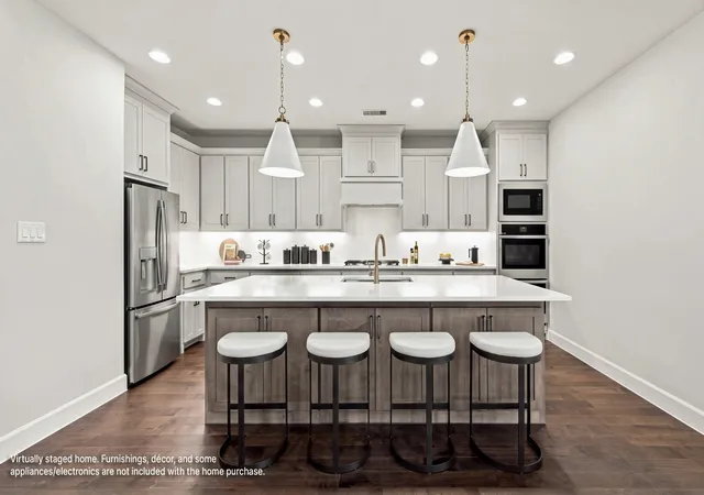 Photo 2 of Sale Pending at 1109 Vista Wy, Rockwall, TX 75087 | MLS# 21185241 | Listing updated on 2026-09-10