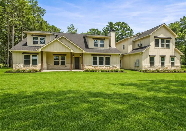 Photo 1 of Single family home for sale at 910 Cream Level Rd, Athens, TX 75751 | MLS# 21189257 | Listing updated on 2026-09-11