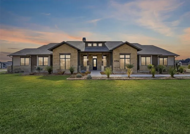 Photo 1 of Single family home for sale at 2004 Denali Pass, Aledo, TX 76008 | MLS# 21187003 | Listing updated on 2026-09-09