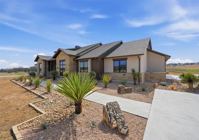 Photo 2 of Single family home for sale at 2004 Denali Pass, Aledo, TX 76008 | MLS# 21187003 | Listing updated on 2026-09-09