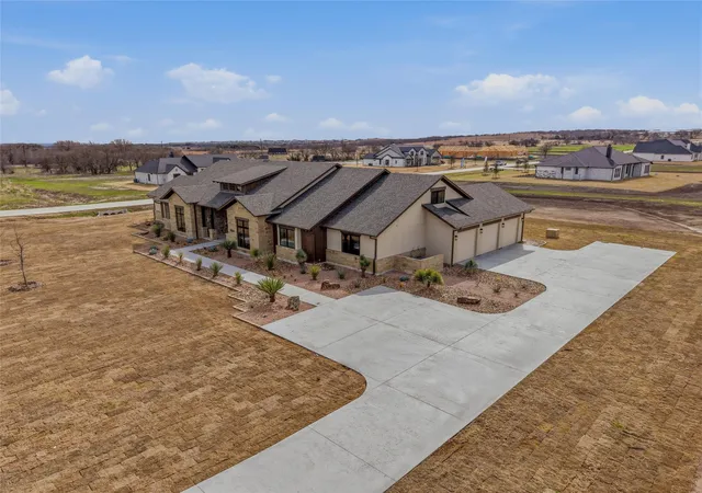 Photo 3 of Single family home for sale at 2004 Denali Pass, Aledo, TX 76008 | MLS# 21187003 | Listing updated on 2026-09-09