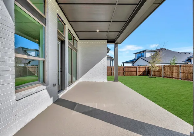 Photo 3 of Single family home for sale at 7852 Pondview Ln, Fort Worth, TX 76123 | MLS# 21190387 | Listing updated on 2026-09-13