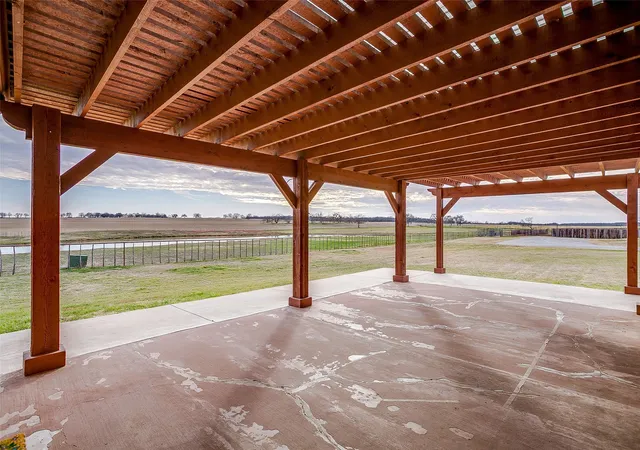 Photo 4 of House for sale at 2220 Lazy Bend Rd, Millsap, TX 76066 | MLS# 21184839 | Listing updated on 2026-09-14