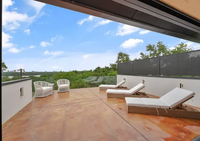 Photo 4 of Single family home for sale at 9457 Waterview Rd, Dallas, TX 75218 | MLS# 21190058 | Listing updated on 2026-09-13