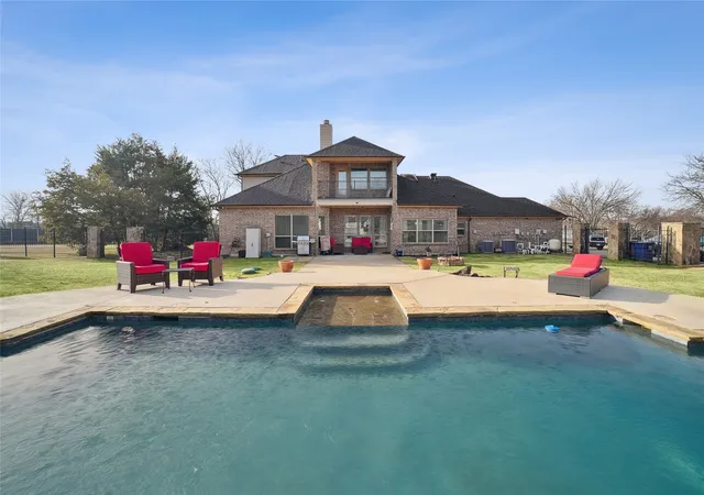 Photo 2 of Single family home for sale at 3541 Pinnacle Bay Pt, Little Elm, TX 75068 | MLS# 21190299 | Listing updated on 2026-10-02